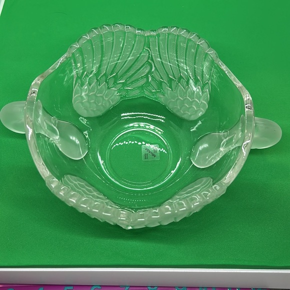 Vintage Mikasa Walther Frosted Crystal Double Headed Swan Centerpiece Bowl. - Picture 2 of 7
